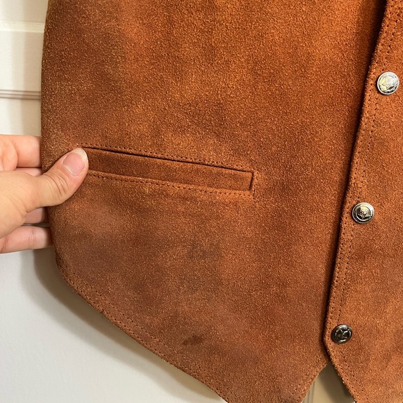 Vintage Leather Vest - Picture 2 of 6